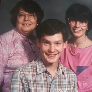 Meet your Posher, Deidre